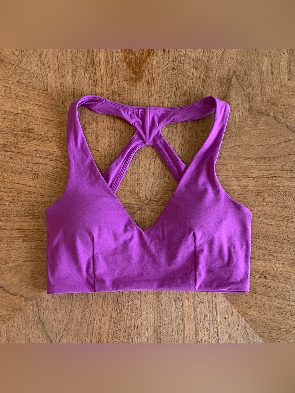 Alphalete Blaze Deep V Cady Bra